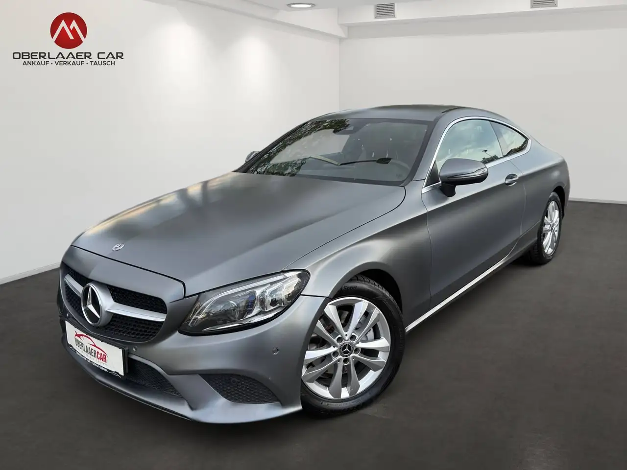 Mercedes-Benz C 200 C 200 Coupe Aut. — photo 1 of 29