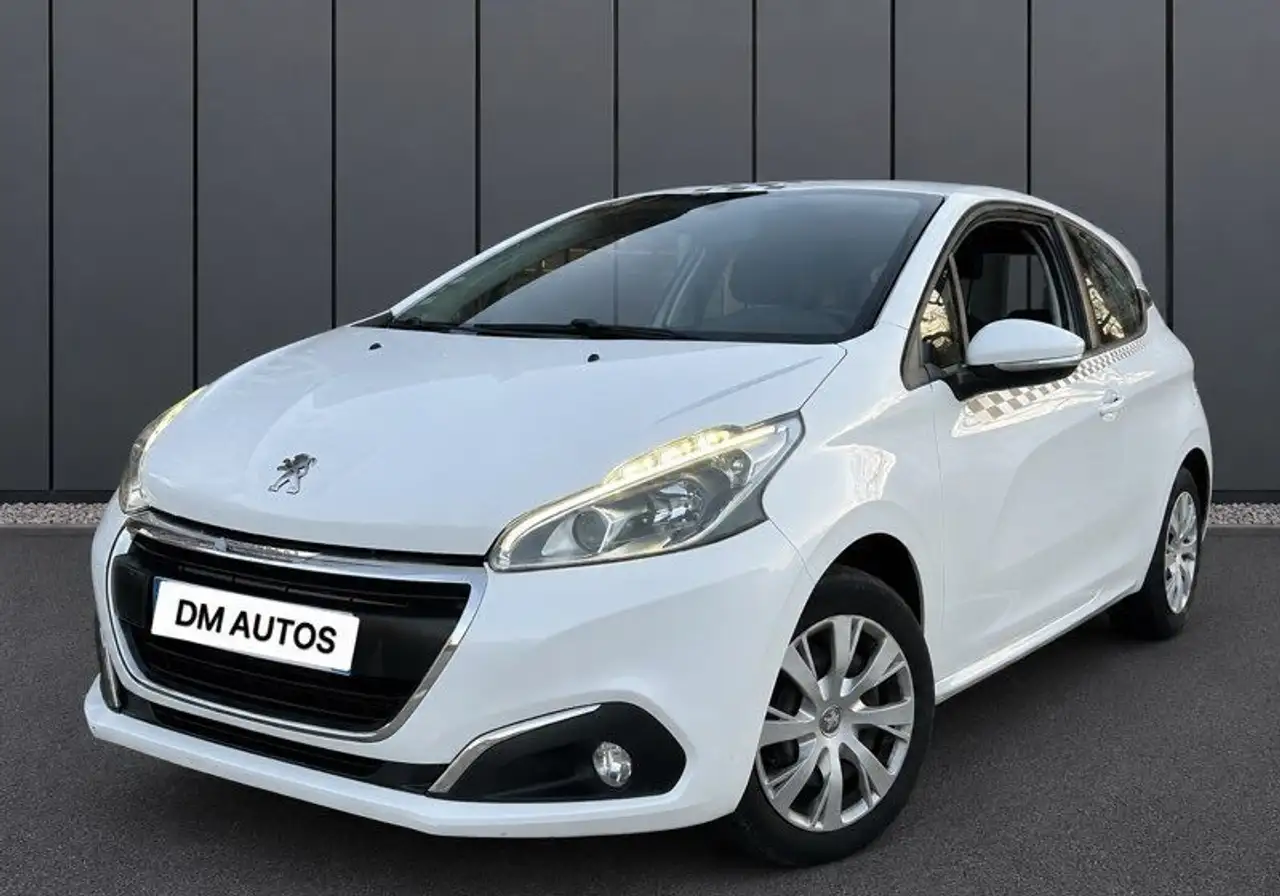 Peugeot 208 1.6 BlueHDi 75ch Active Business – Clim Bluetooth Régulateur — photo 1 of 5