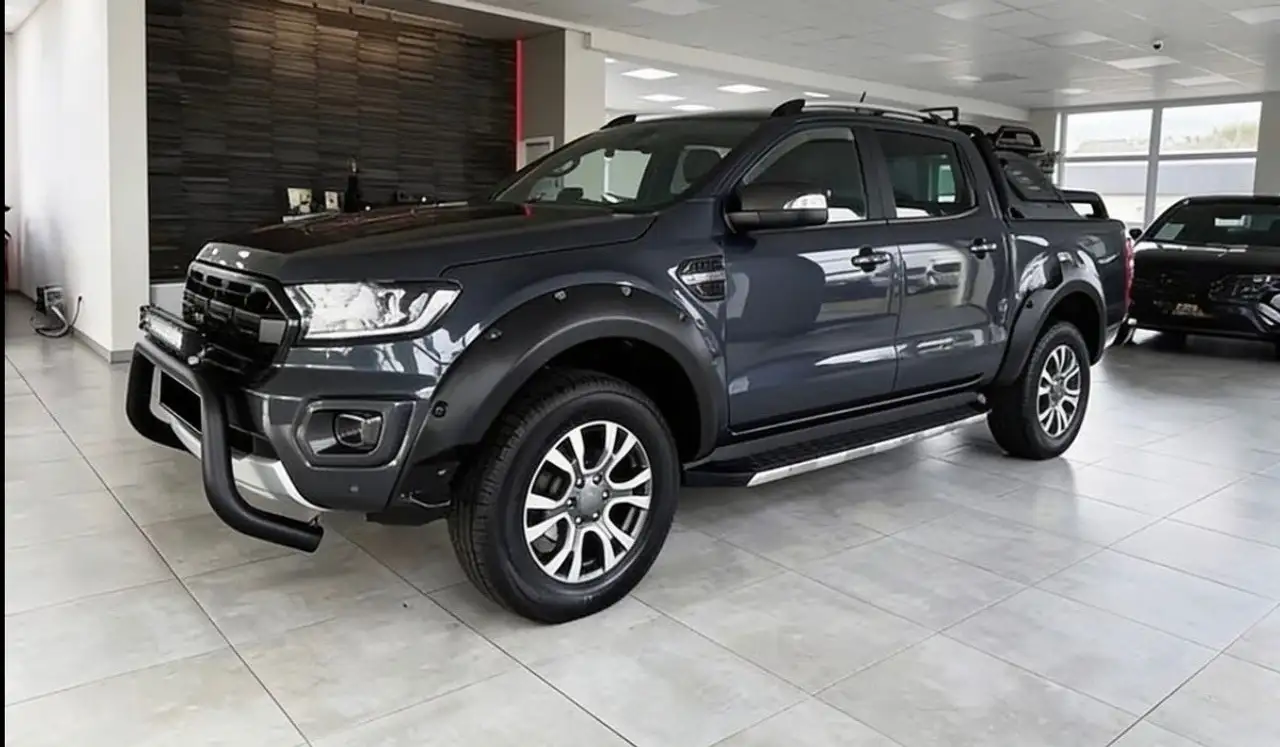 Ford Ranger DOUBLE CABINE 2.0 ECOBLUE 212 BV10 WILDTRAK 4P — photo 1 of 17