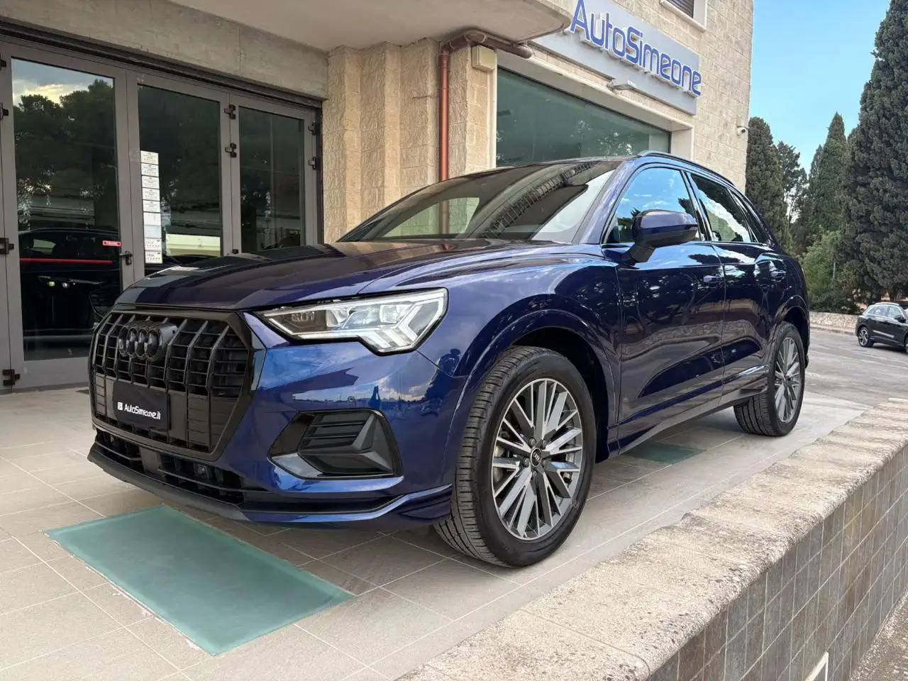 Audi Q3 35 TDI S tronic Business Advanced-CERCHI 19'' — photo 1 of 15
