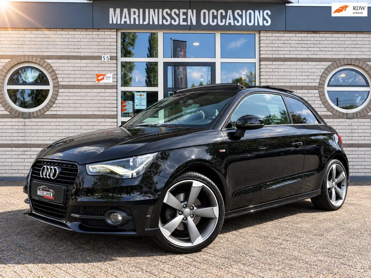 Audi A1 1.4 TFSI 3xS Line Sportpakket |Pano|Navi|PDC|Stoel — photo 1 of 22