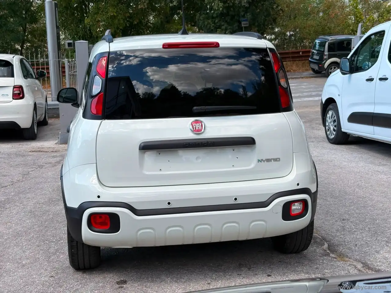 2025 Fiat Panda 1.0 FireFly S&S Hybrid Pandina, photograph 6