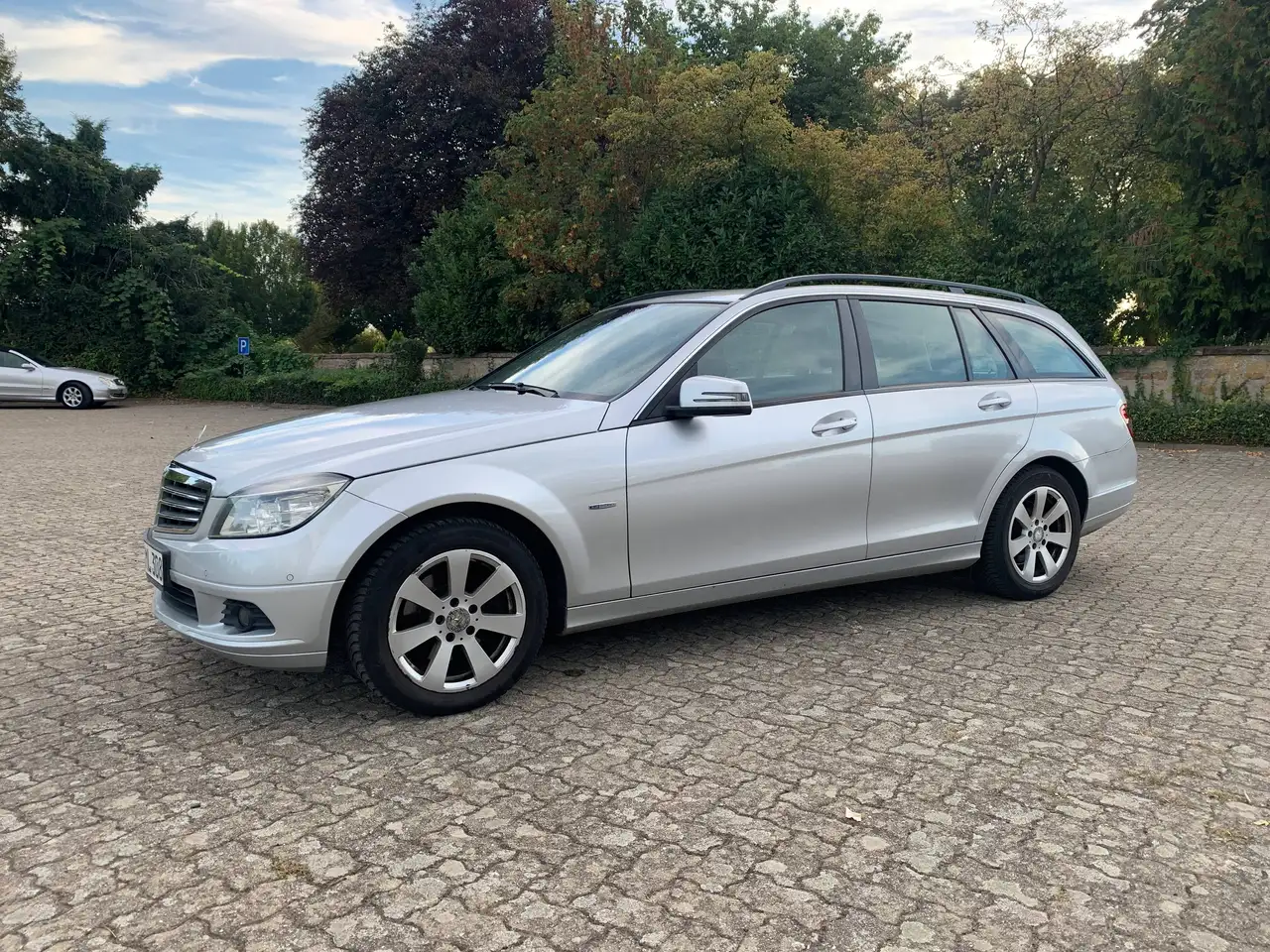Mercedes-Benz C 220 C-Klasse T-Modell Diesel T CDI DPF Automatik BlueEFFICIENCY — photo 1 of 19