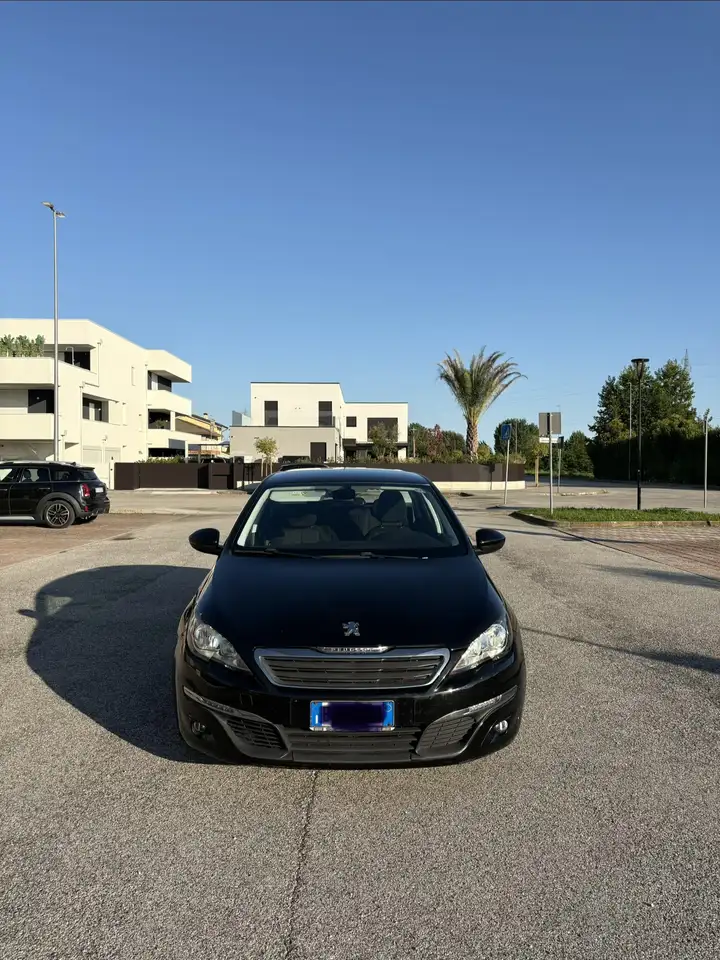 Peugeot 308 SW 1.6 bluehdi Business s&s 120cv — photo 1 of 8