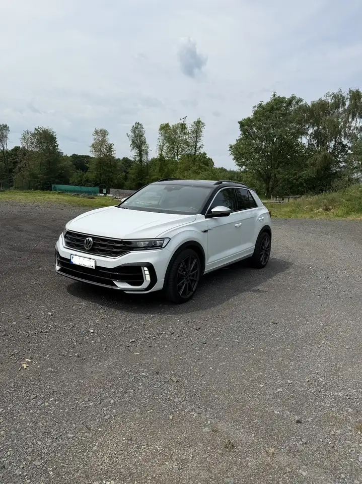 Volkswagen T-Roc R 4Motion — photo 1 of 19