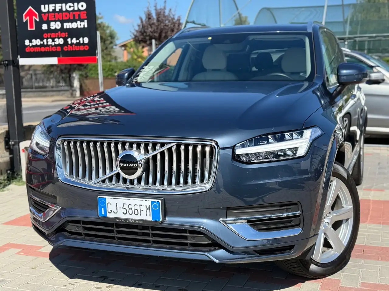 Volvo XC90 XC90 B5 (d) AWD automatico 7 posti Ultimate Bright — photo 1 of 15