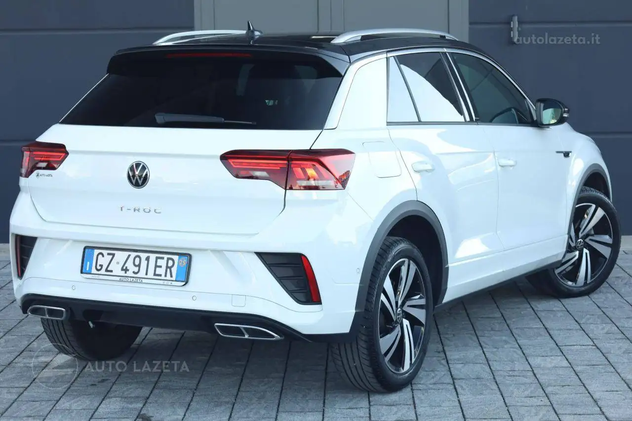 2025 Volkswagen T-Roc 1.0 TSI R-Line, photograph 3