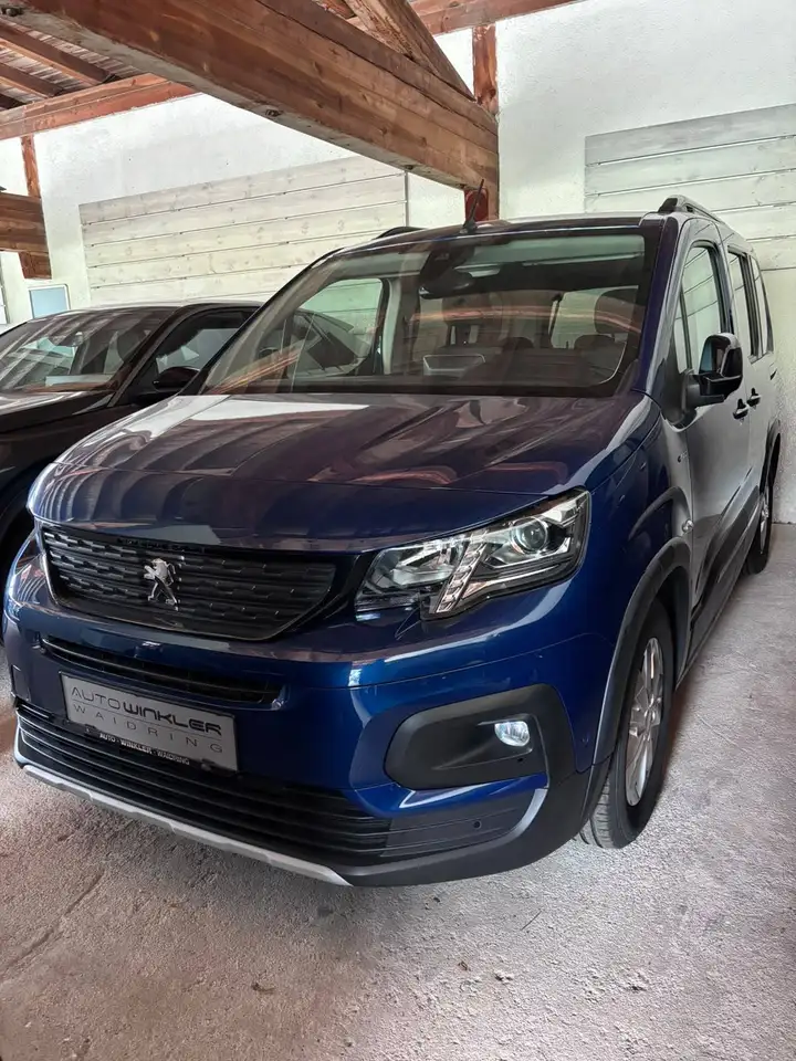 Peugeot Rifter GT Line BlueHDi 130 — photo 1 of 2