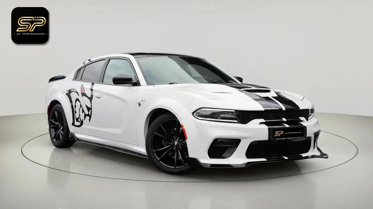 Dodge Charger 5.7 V8 HEMI 377 ch Police Widebody Automatique — photo 1 of 27