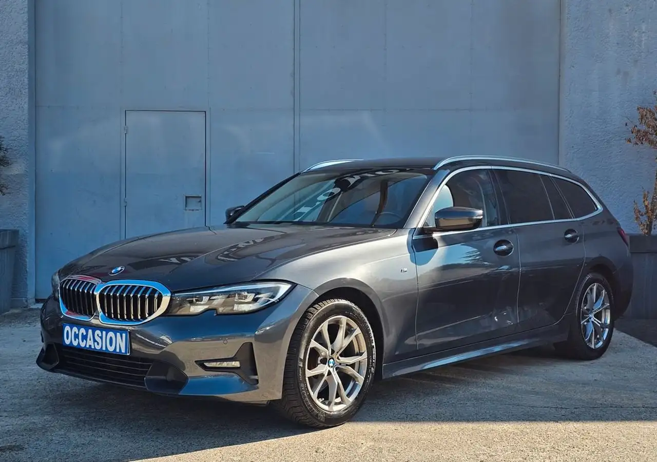 BMW 318 Superbe 318 da Pack SPORT DESIGN 2022 1ere main — photo 1 of 14