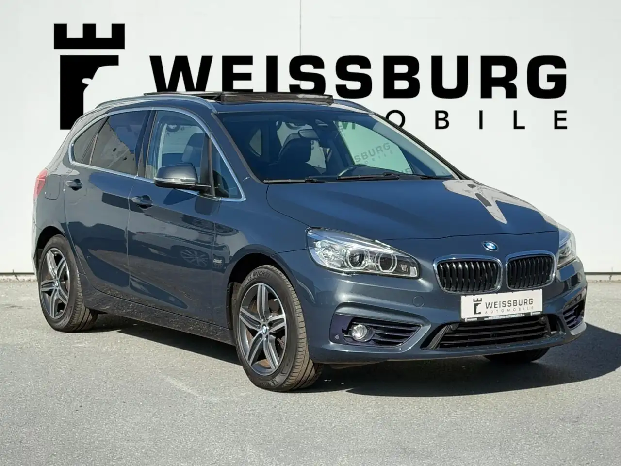 BMW 220 i Sport Line NAVI*XENON*PANO*AHK*KLIMA*SHZ — photo 1 of 21