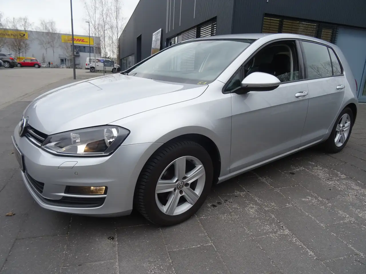 Volkswagen Golf Comfortline BMT — photo 1 of 29