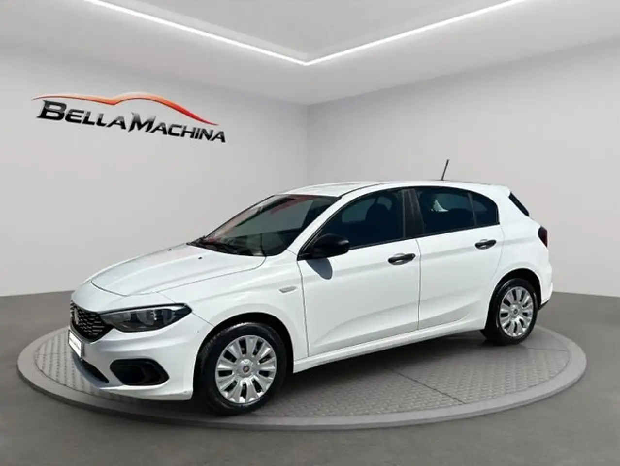 Fiat Tipo SW 1.6 Multijet II S Design — photo 1 of 15