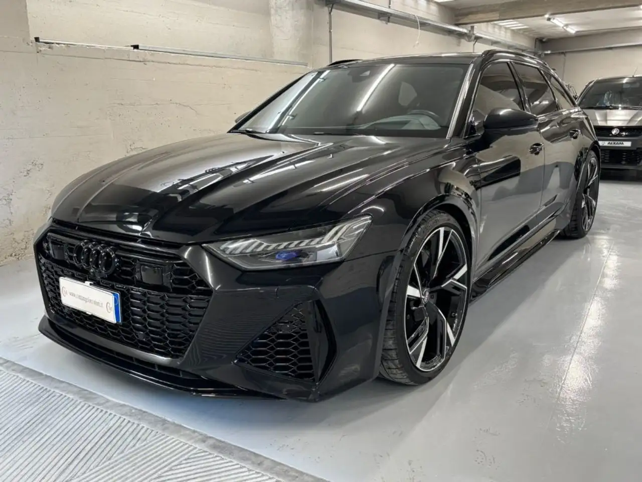 Audi RS6 AVANT 4.0 MHEV QUATTRO TIPTRONIC — photo 1 of 15