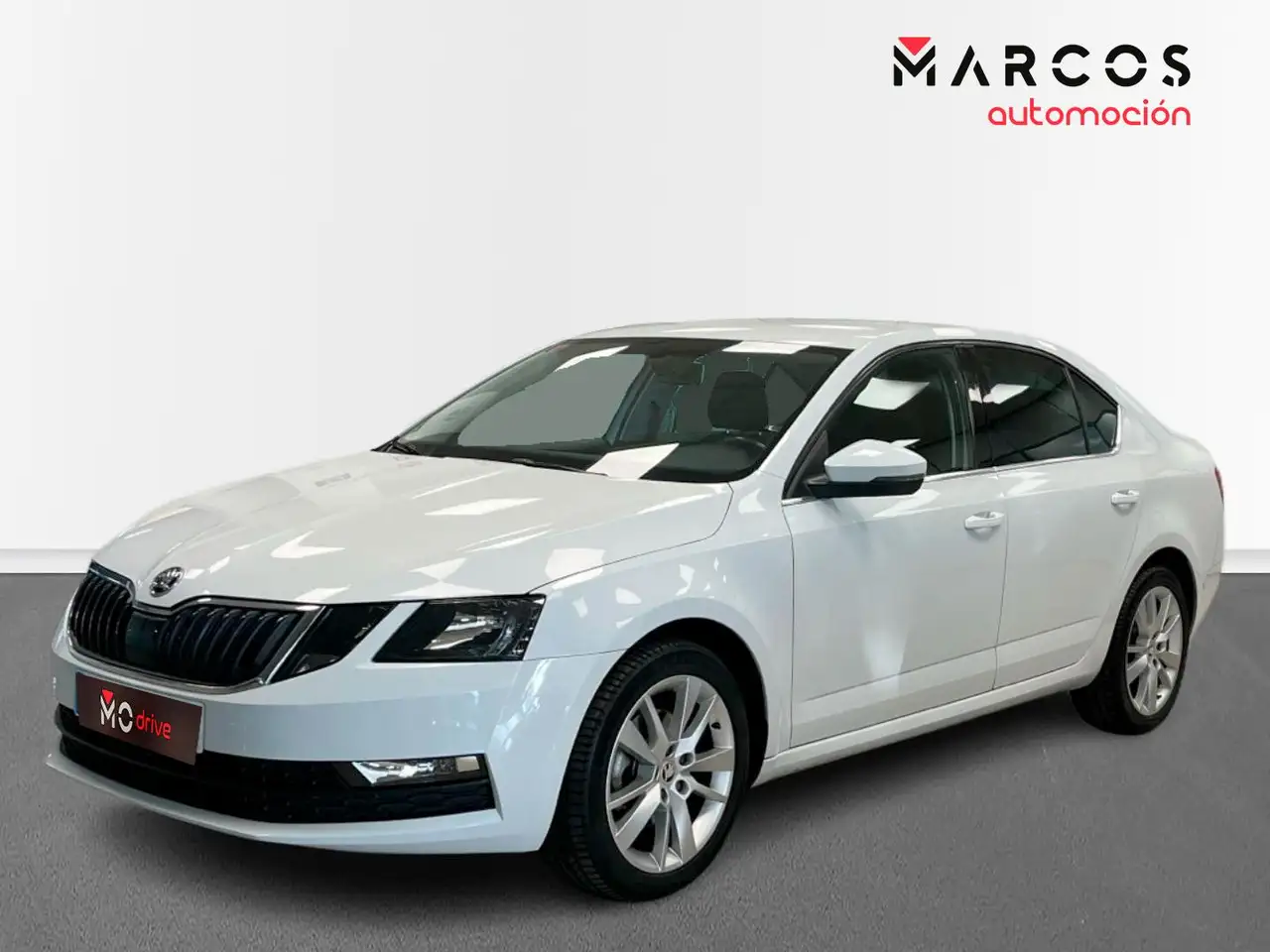Skoda Octavia 1.5 TSI Style — photo 1 of 33