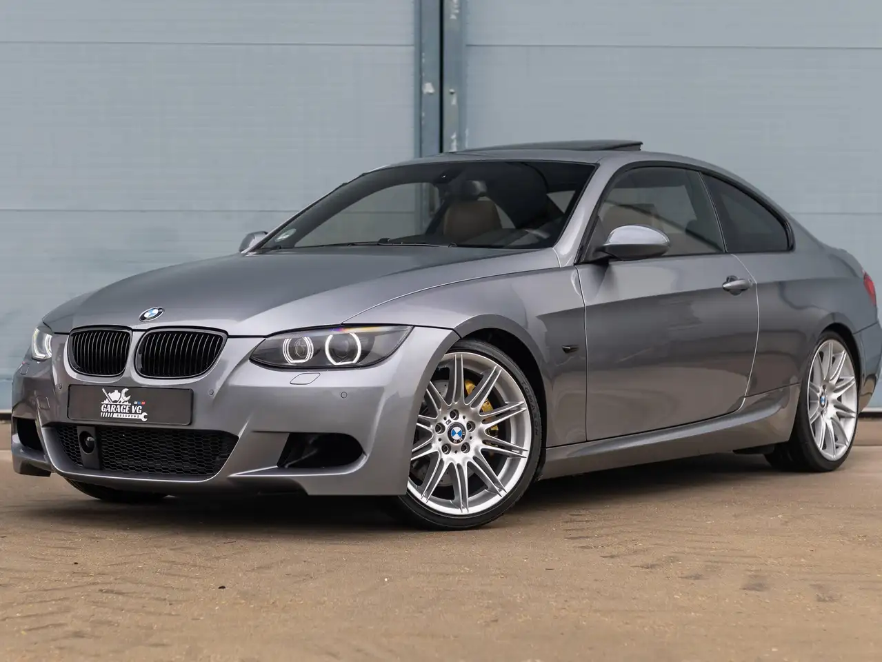 BMW 335 | N54 | xDrive | Automaat | 225M | Dakota Sattelbruin | OEM+ Liefhebbersauto — photo 1 of 40