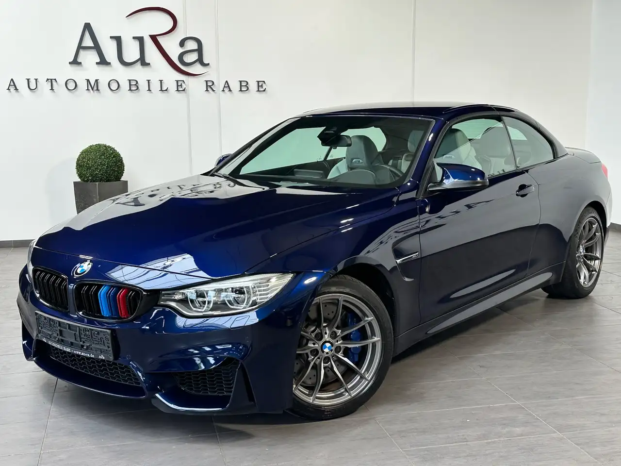 BMW M4 Cabrio DKG NAV+LED+LNKRDHZG+HUD+H&K+KAM+DA+2Hd — photo 1 of 28