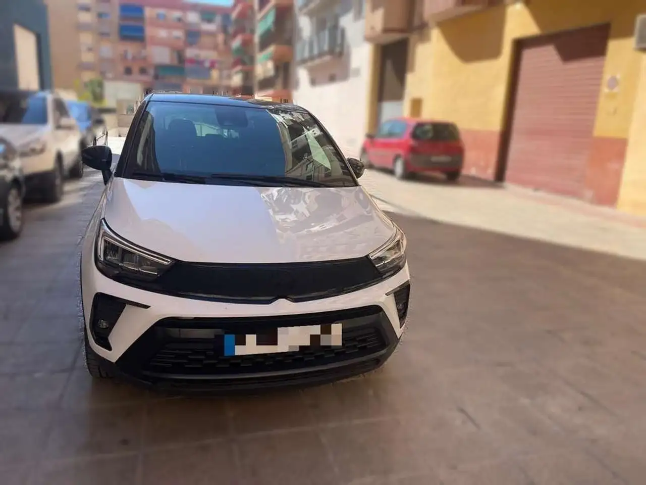 Opel Crossland 1.2 GS Line — photo 1 of 16