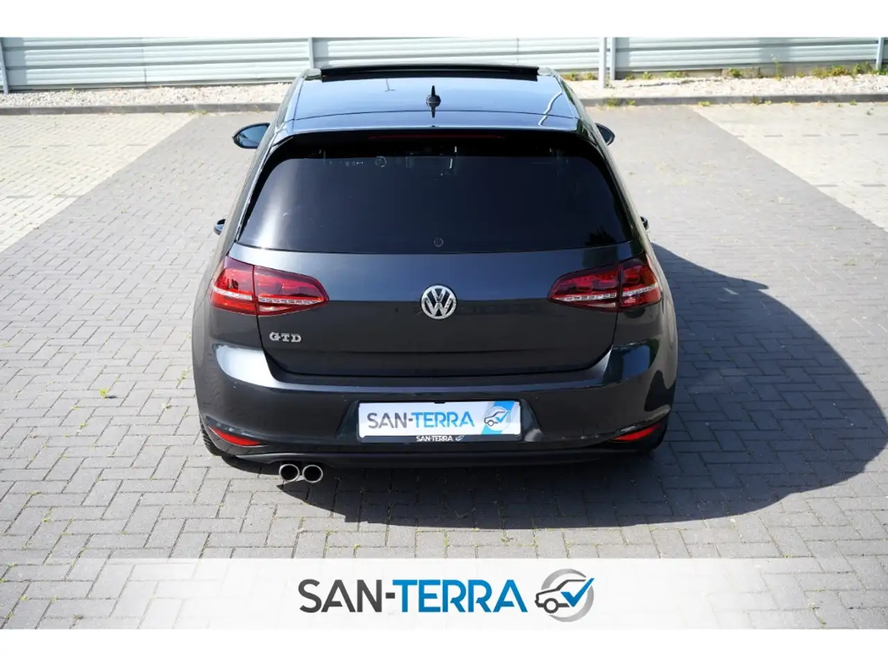 2015 Volkswagen Golf VII GTD R32-RÄDER*PANO*MULTI-LENKRAD*PDC*SHZ*SPORT, photograph 12