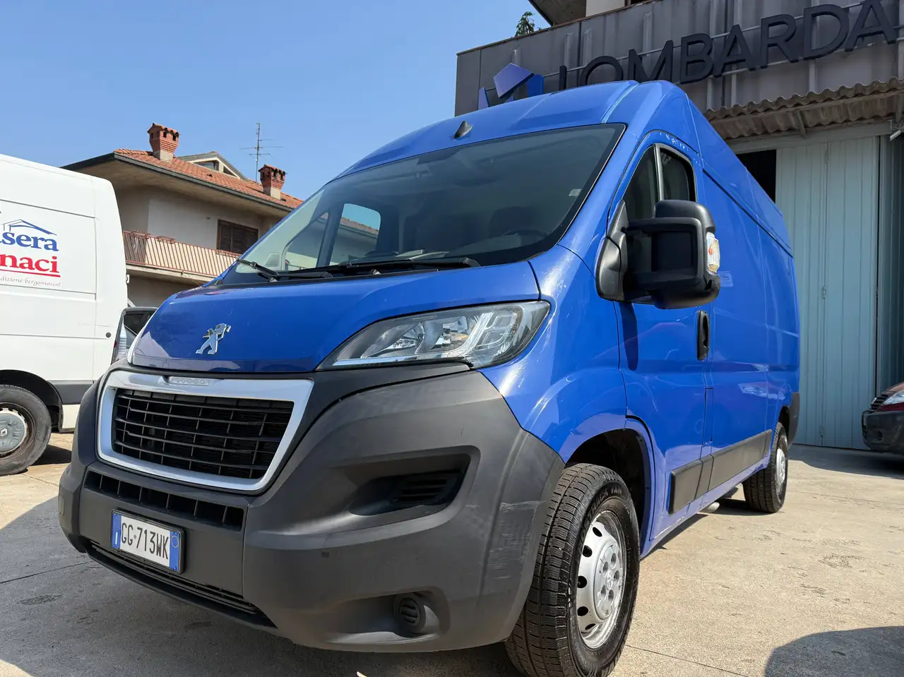 Peugeot Boxer 2.2/140 CV/EURO 6D-ISC/L2H2/2021 — photo 1 of 14