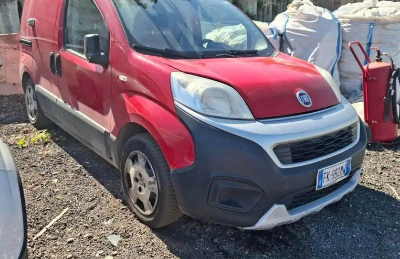 2017 Fiat Fiorino 1.3 MJT 95CV Furgone Adventure E6 - FK992MW, photograph 4