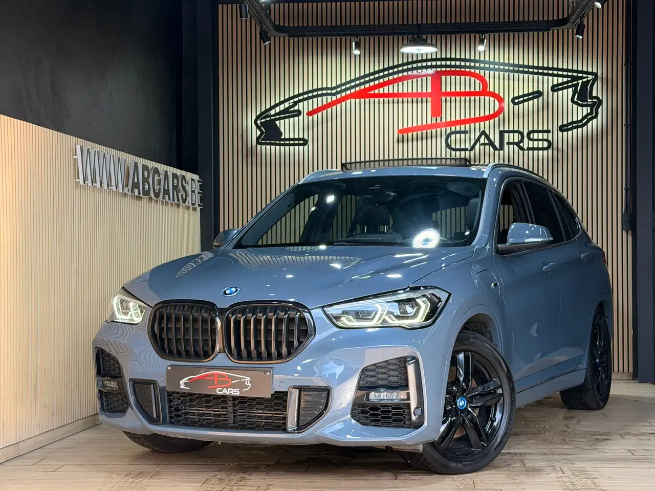BMW X1 PHEV 1.5iA xDrive25e * PACK M * GARANTIE 12 MOIS * — photo 1 of 15