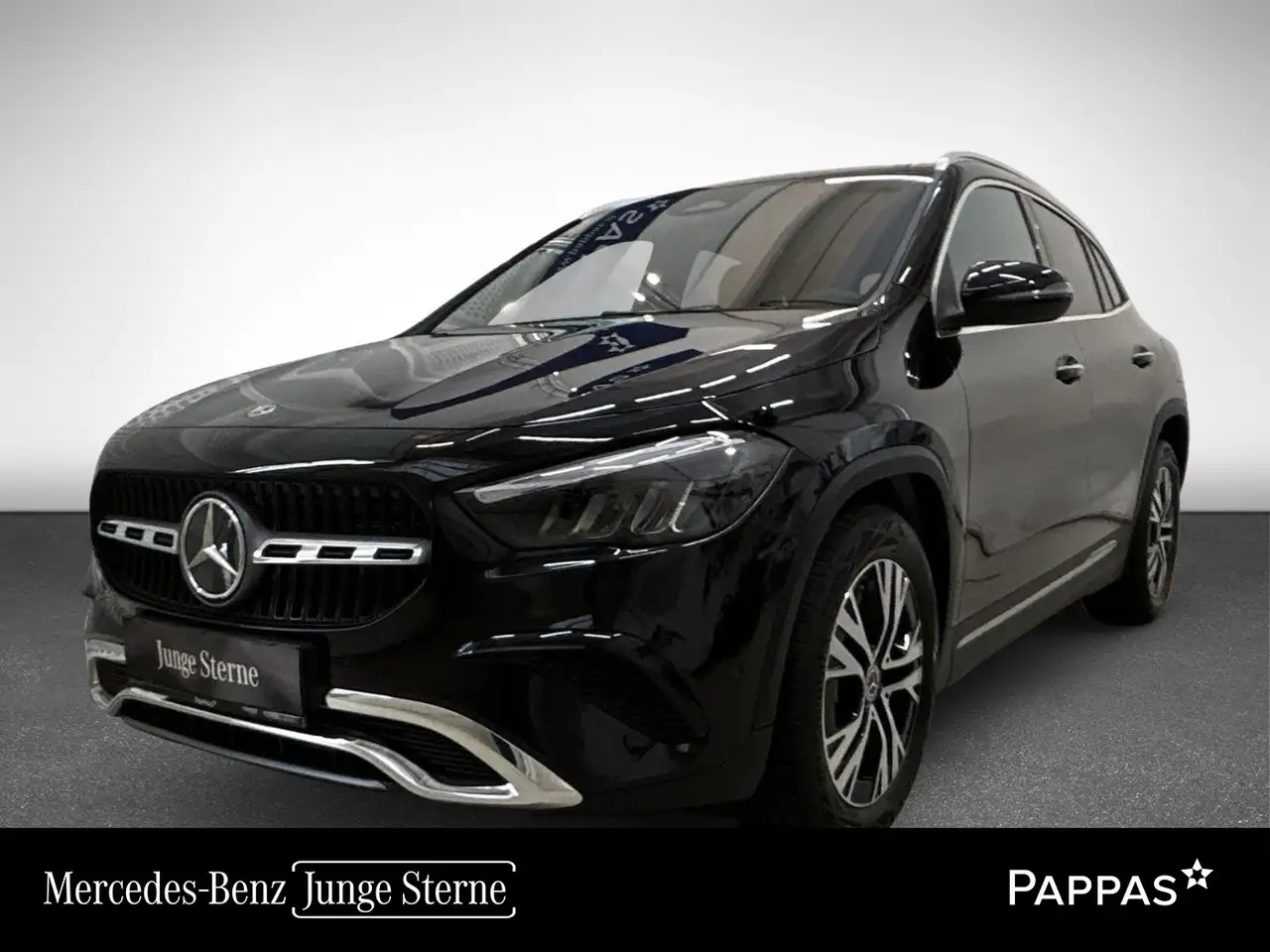 Mercedes-Benz GLA 180 Cam Navi SHZ EASY-PACK — photo 1 of 24