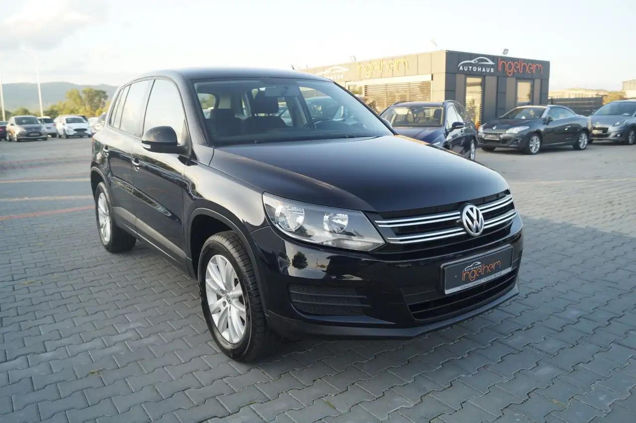 Volkswagen Tiguan Trend & Fun BMT Klima 17" Alufelgen — photo 1 of 15
