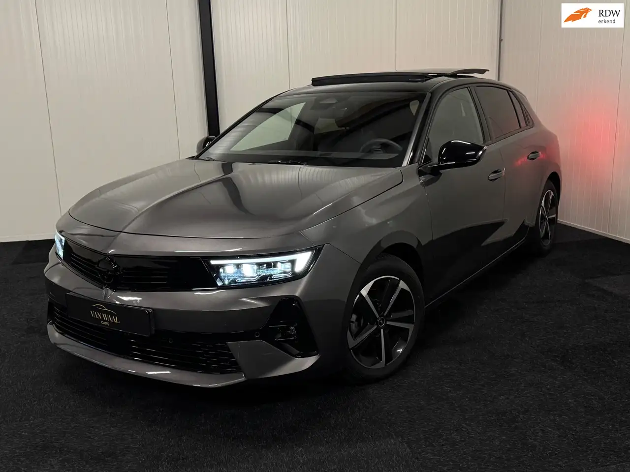 Opel Astra 1.2 Turbo GS 2025 131PK FULLOPTION|NIEUWSTAAT|RIJK — photo 1 of 40