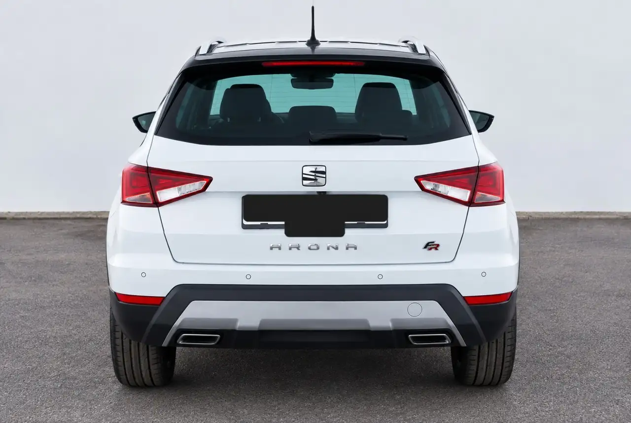 SEAT Arona 1.5 TSI OPF FR — photo 1 of 14