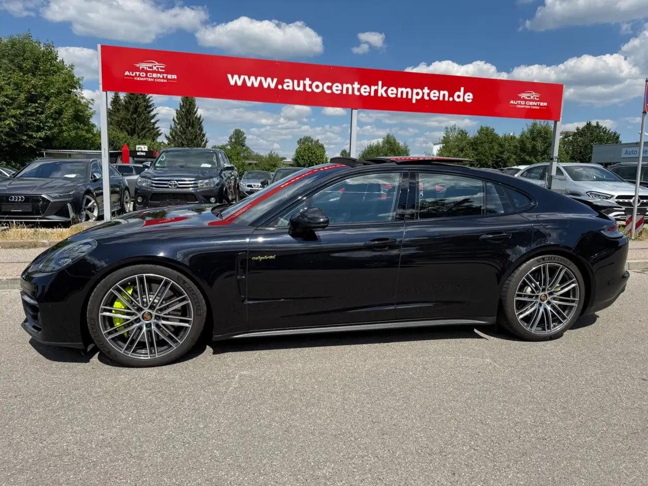Porsche Panamera 4 S E-Hybrid*SPORTABGAS*360°Kam. — photo 1 of 22
