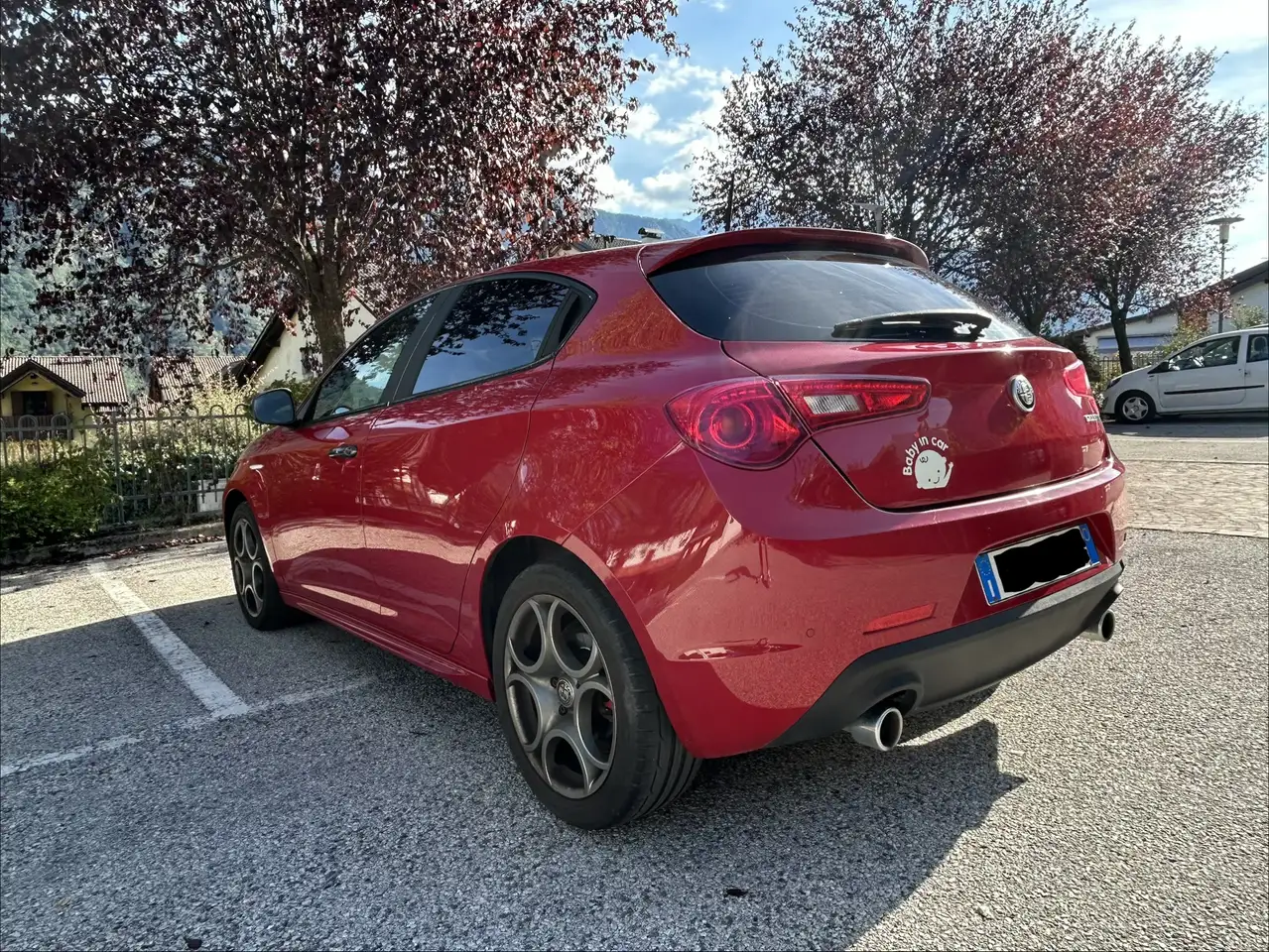 Alfa Romeo Giulietta 1.6 jtdm Distinctive 120cv — photo 1 of 10