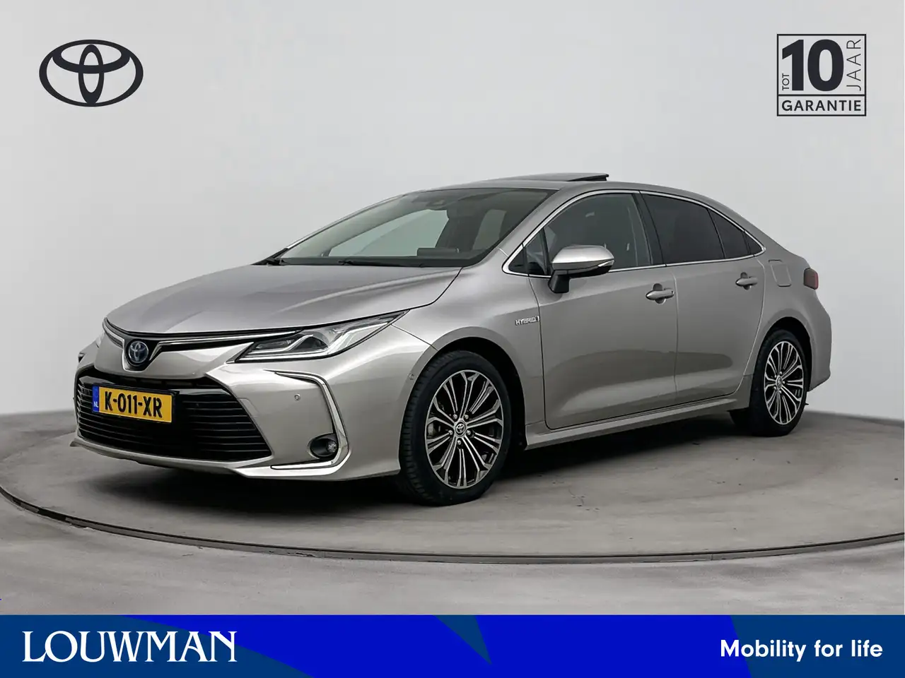 Toyota Corolla 1.8 Hybrid Executive | Navigatie | Glazen Schuifda — photo 1 of 39