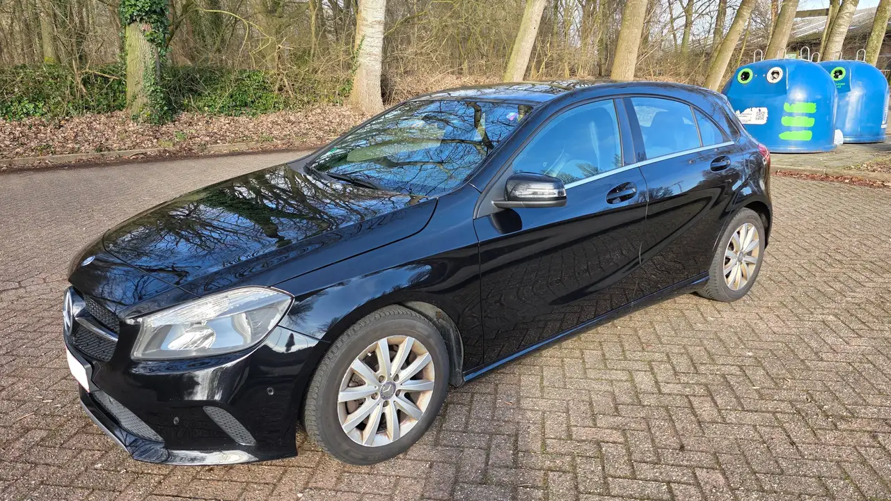 Mercedes-Benz A 180 A 180 d — photo 1 of 15