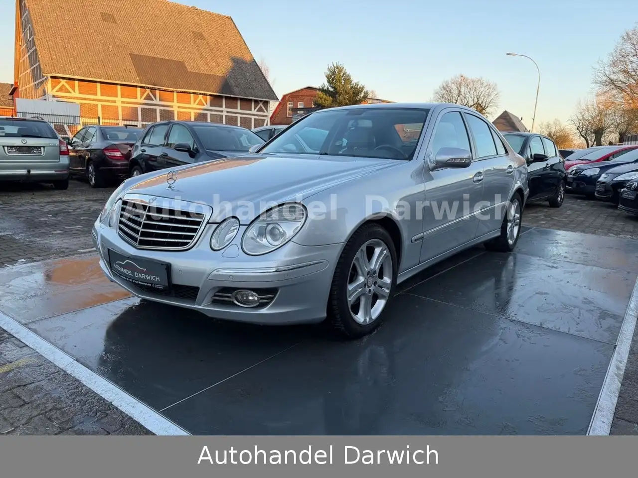 Mercedes-Benz E 280 CDI Lim Avantgarde Sportpaket Top — photo 1 of 15