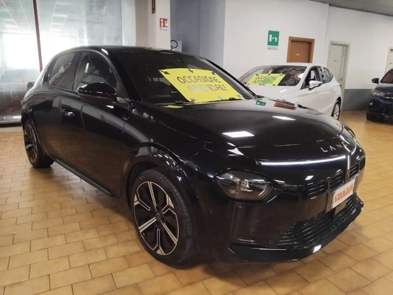 Lancia Ypsilon 1.2 Hybrid e-DCT LX 17" C/GRIMALDI SPECIAL DAY — photo 1 of 15