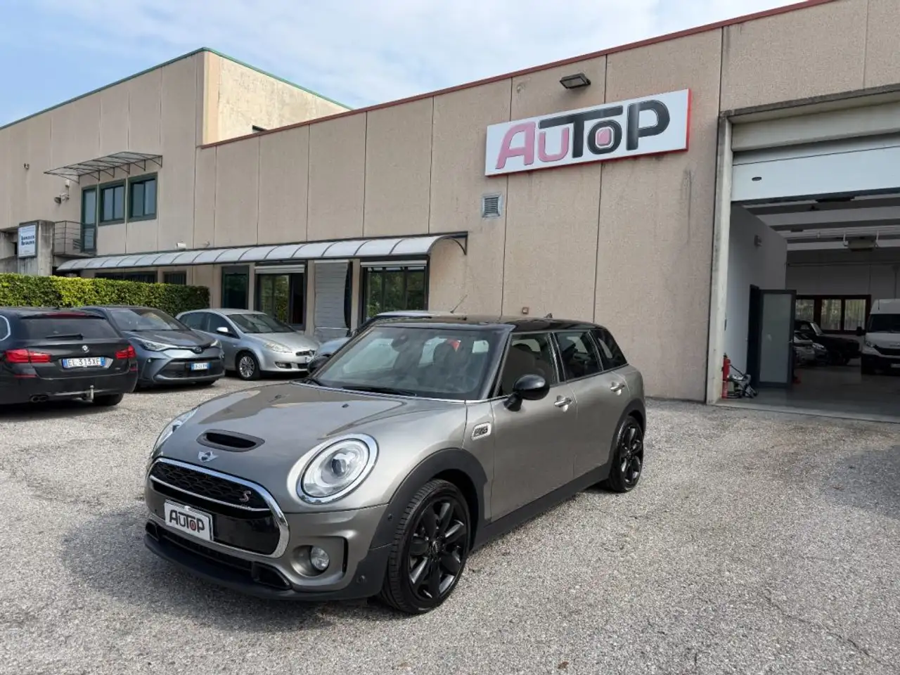 MINI Cooper Clubman 2.0 S Hype AUTOMATICA — photo 1 of 15