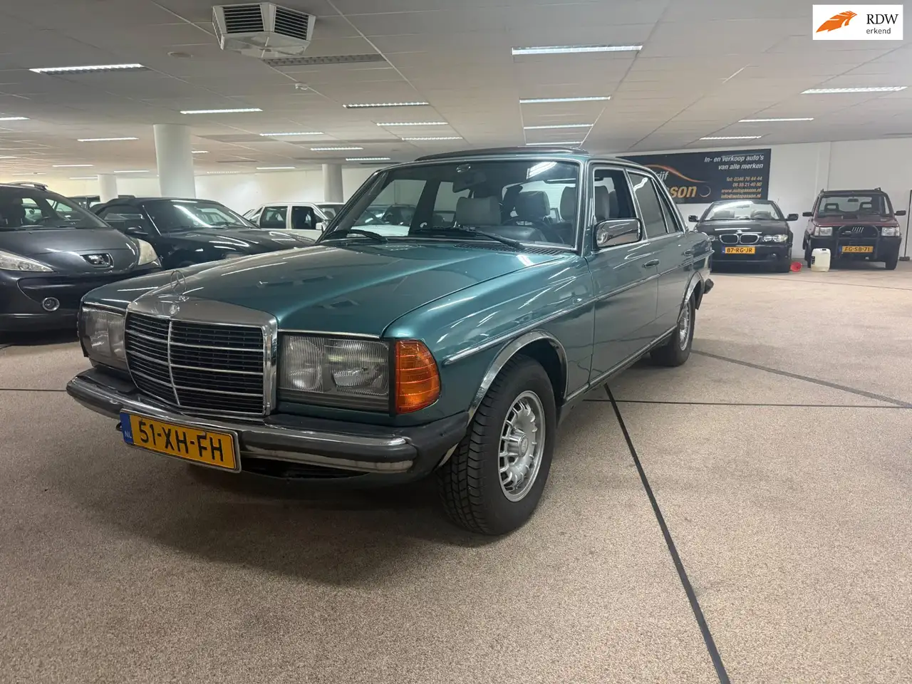 Mercedes-Benz 280 200-280 (W123) 300 D 5 cyl. Uniek!! Automaat top o — photo 1 of 11