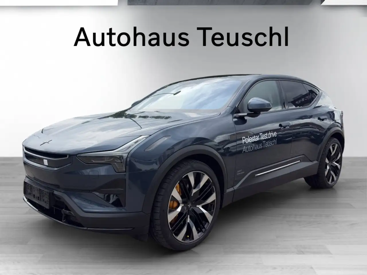 Polestar 3 Polestar 3 Long range Dual motor Performance - Plus — photo 1 of 20