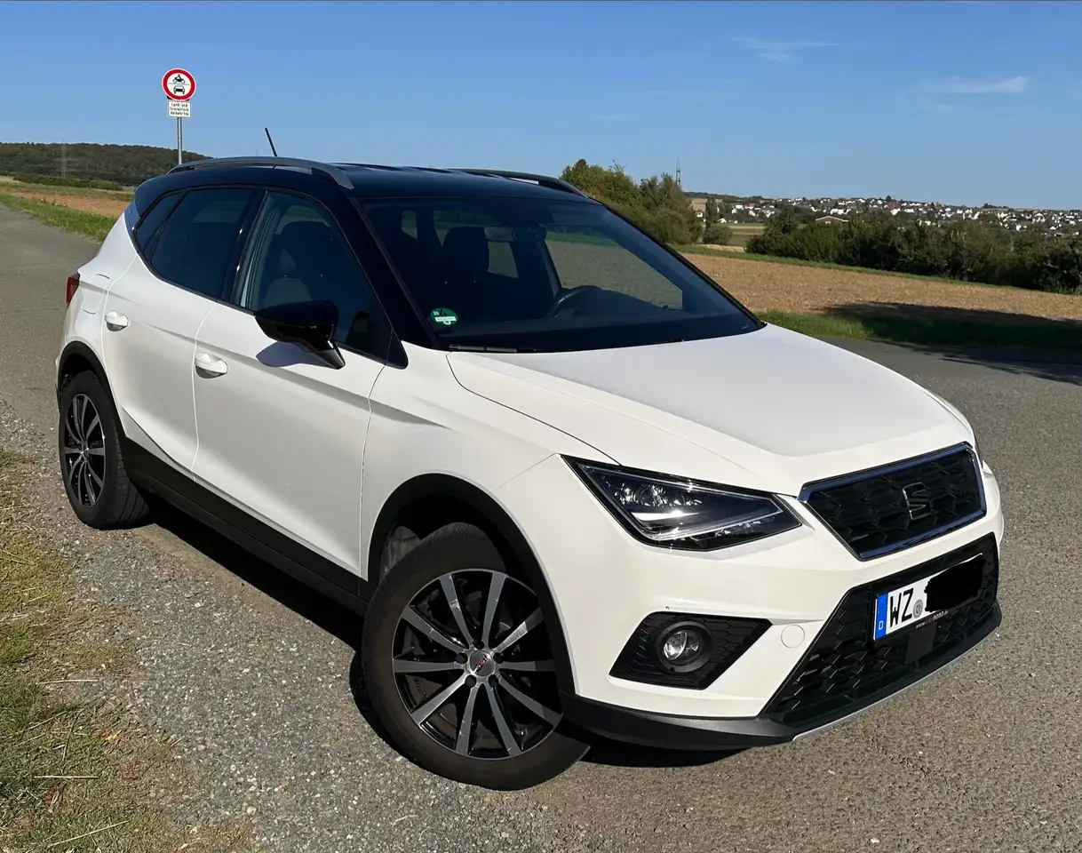 SEAT Arona Arona 1.0 TSI OPF FR — photo 1 of 14