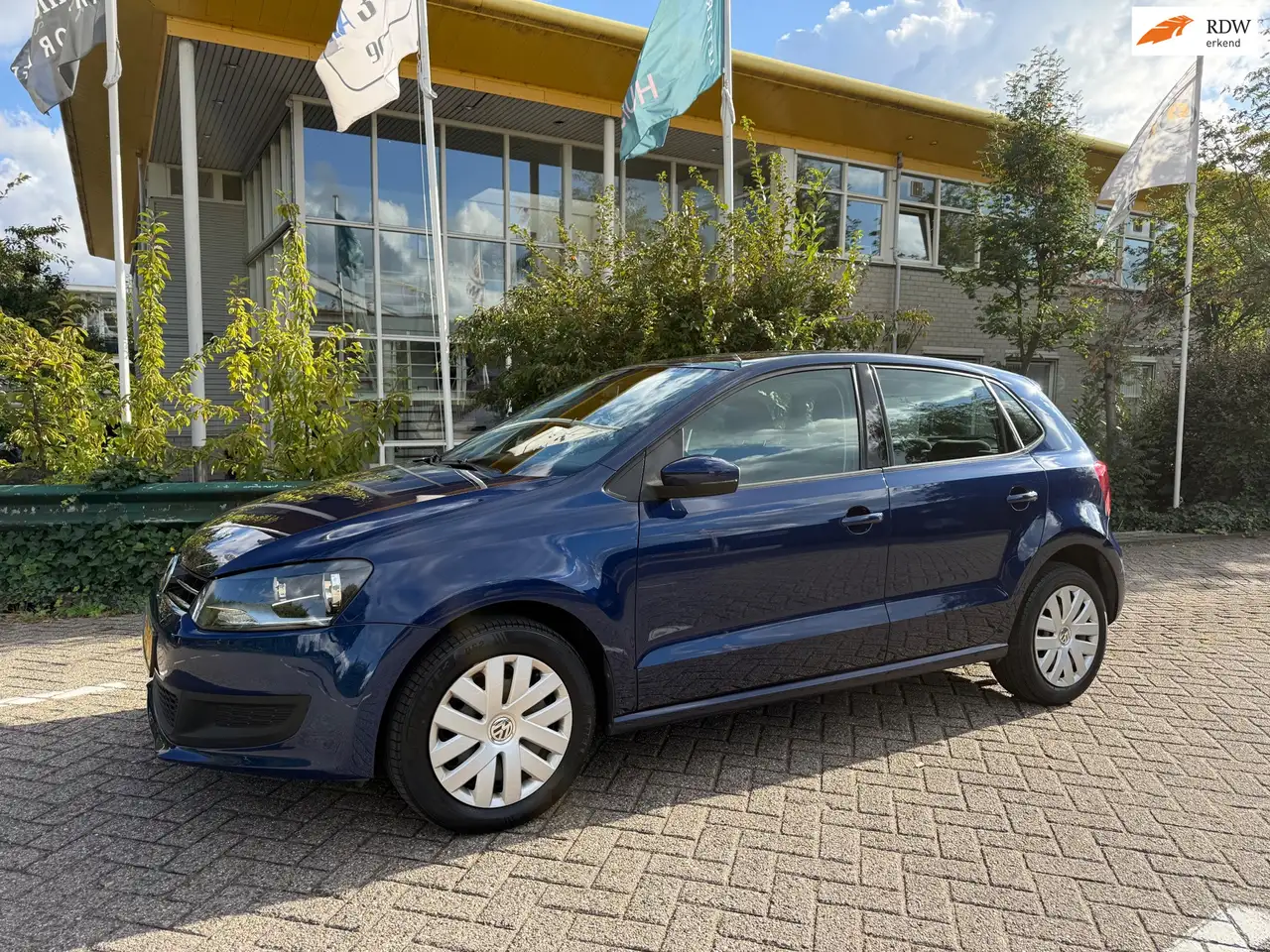 Volkswagen Polo 1.2 TSI BlueMotion Edition — photo 1 of 24