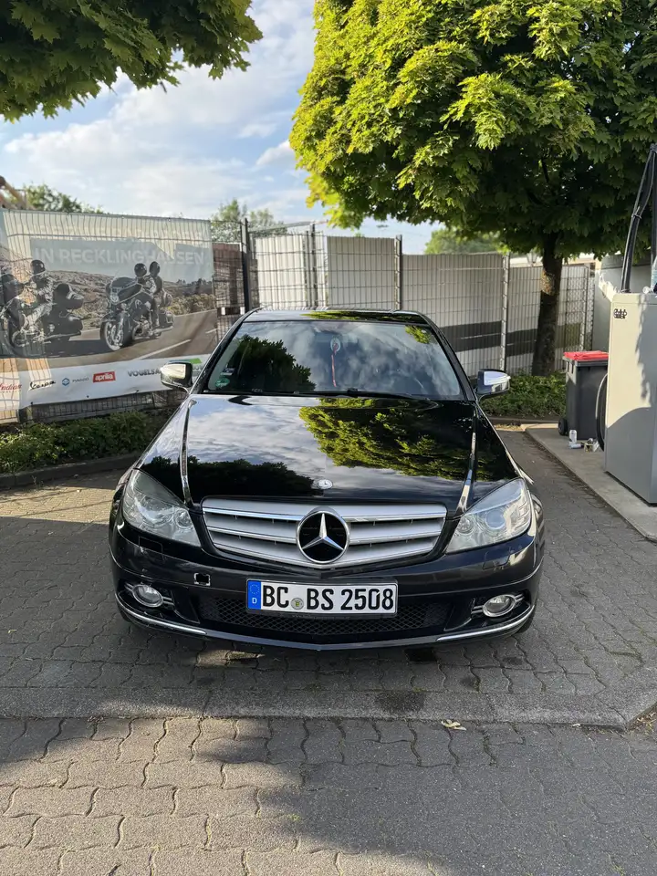 Mercedes-Benz C 320 CDI DPF 7G-TRONIC Avantgarde — photo 1 of 13