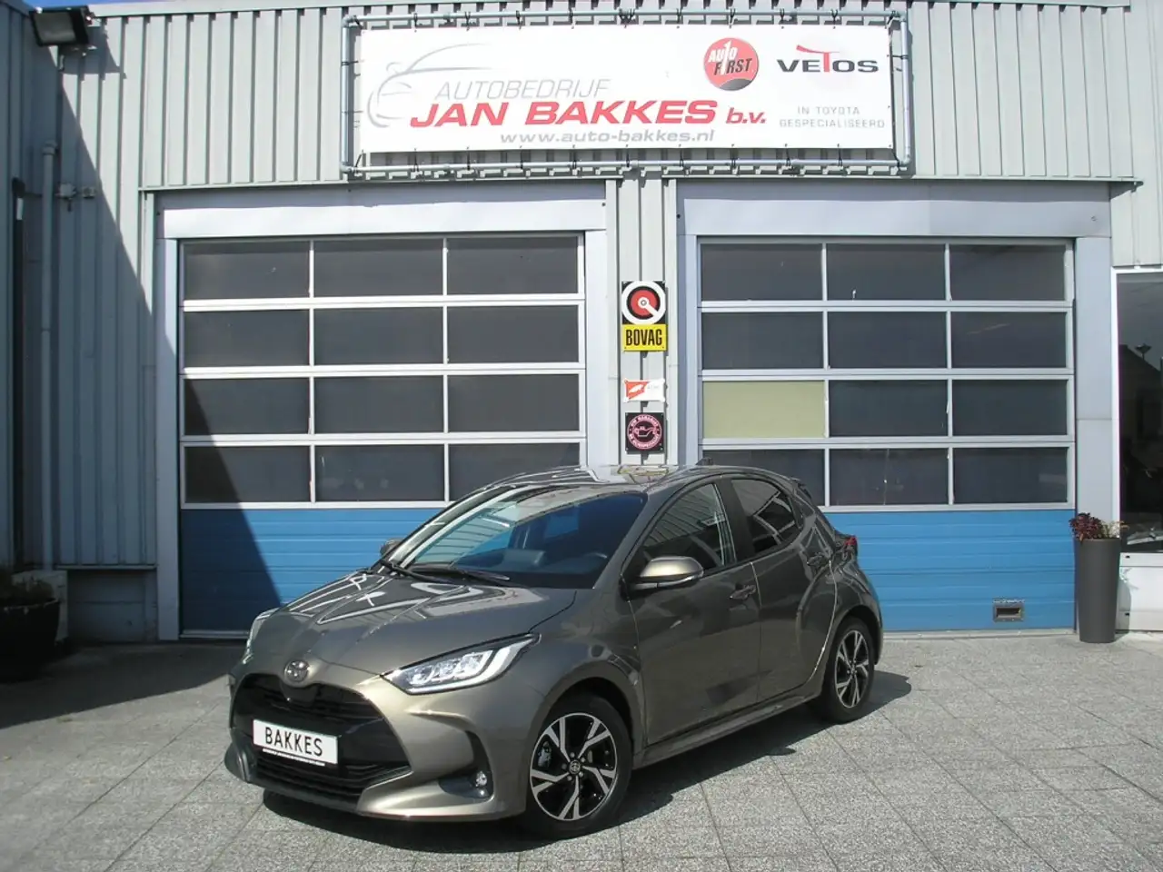 Toyota Yaris 1.5 Hybride 115 First Edition 16.000 km — photo 1 of 29