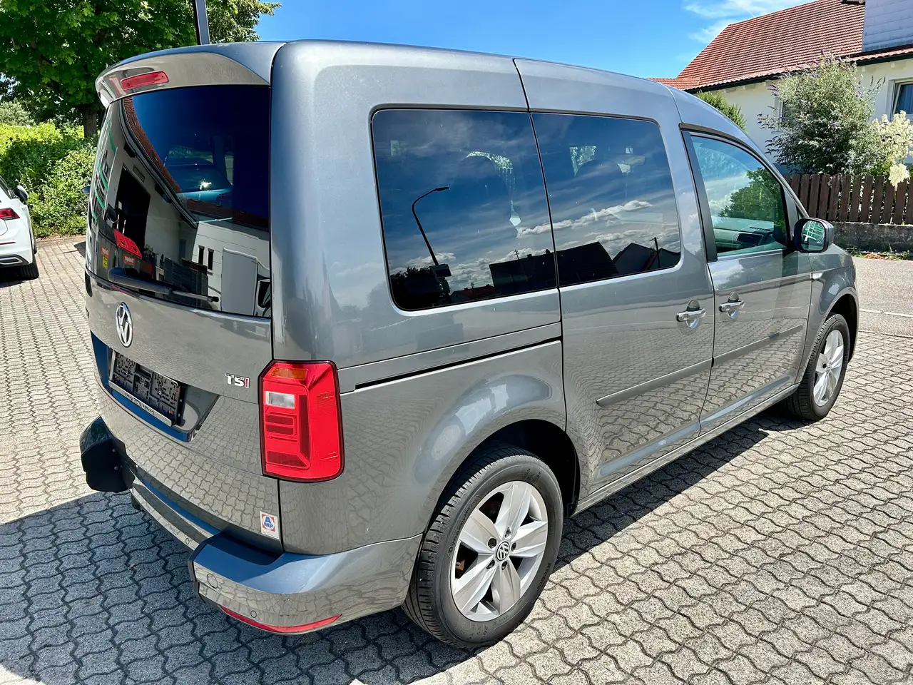 2017 Volkswagen Caddy Trendline BMT*1 Hand*Rollstuhlrampe*, photograph 3