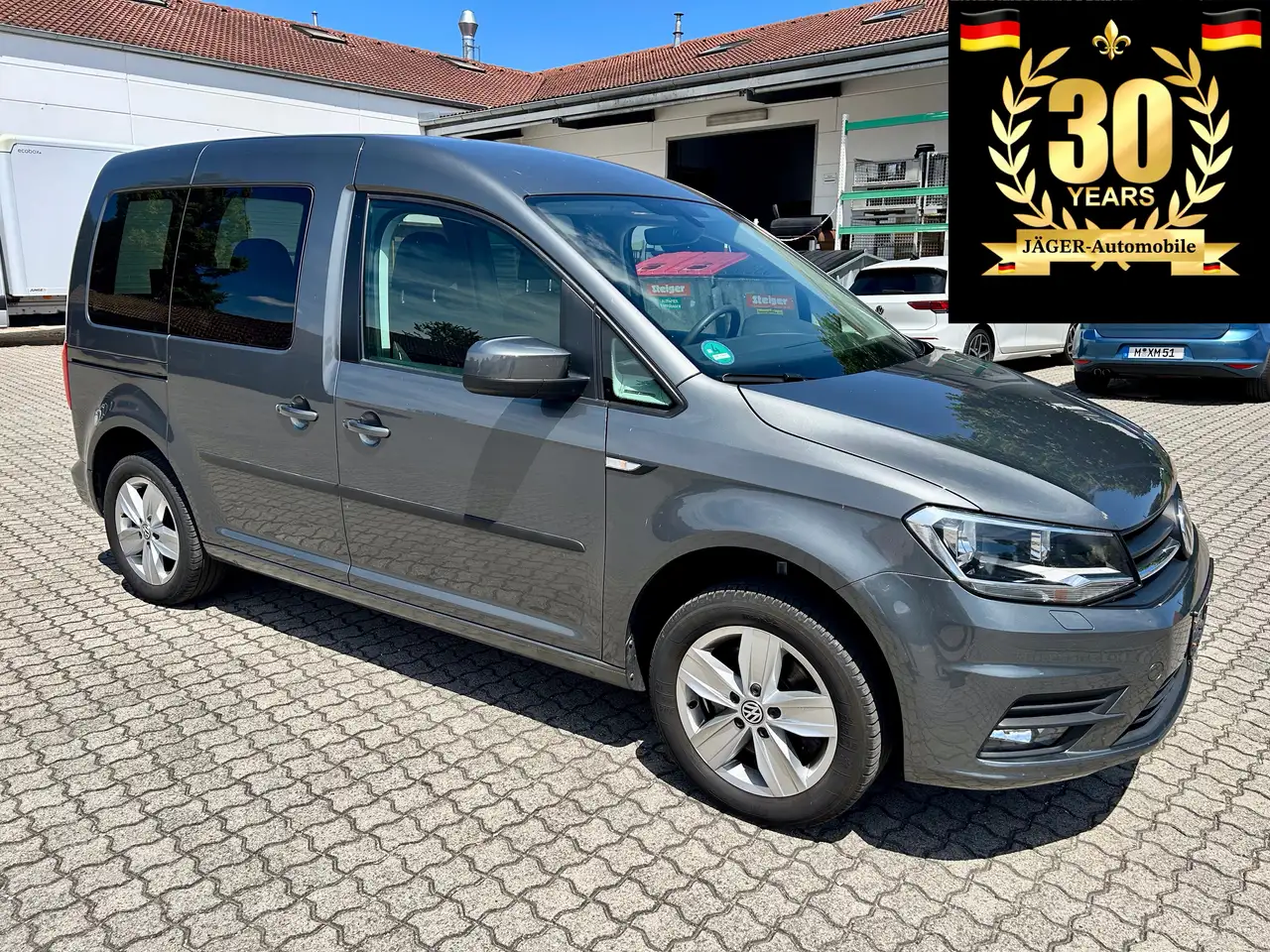 Volkswagen Caddy Trendline BMT*1 Hand*Rollstuhlrampe* — photo 1 of 26