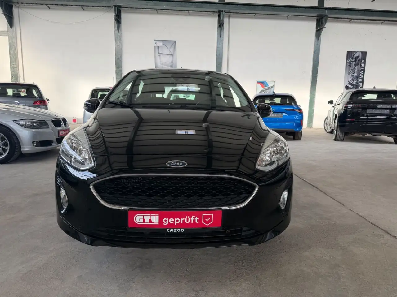 Ford Fiesta Cool & Connect — photo 1 of 33