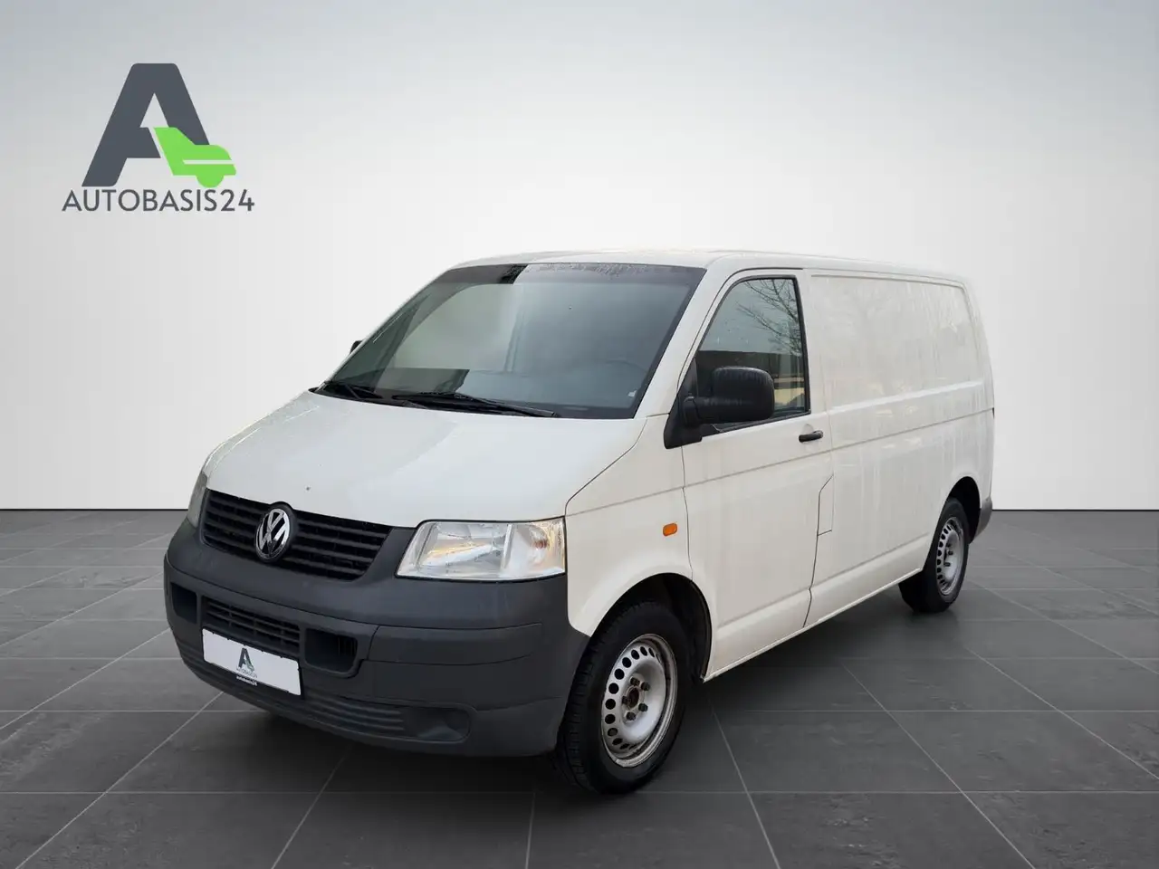 Volkswagen T5 Transporter 1.9 TDI Kühlkasten — photo 1 of 18