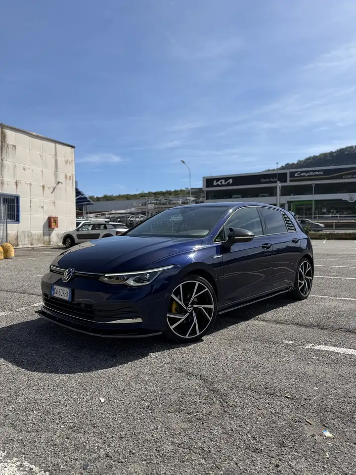 Volkswagen Golf 1.5 etsi evo Life 150cv dsg — photo 1 of 12