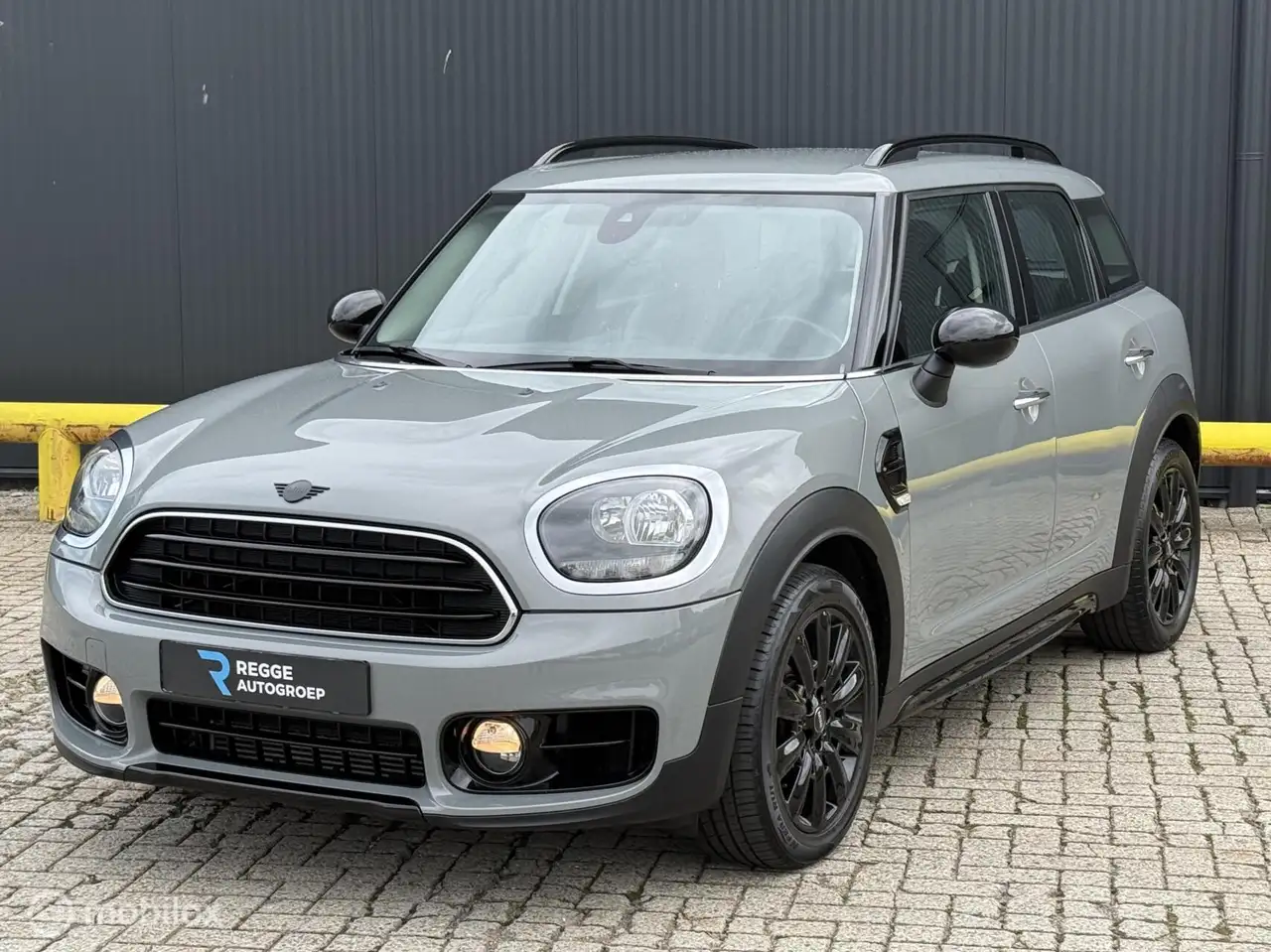 MINI One Countryman 1.5 Chili AUTOMAAT | CARPLAY | PDC — photo 1 of 23