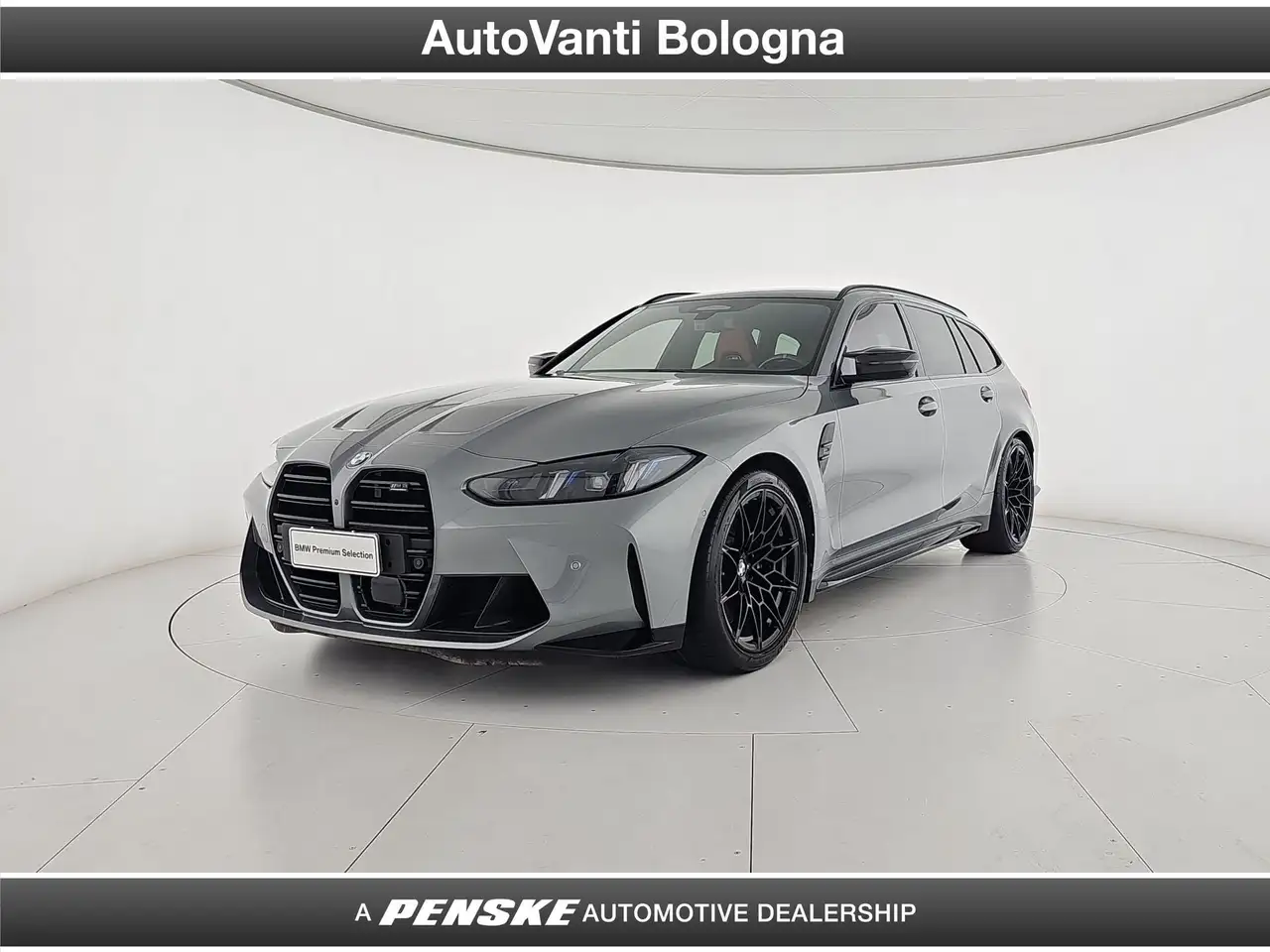 BMW M3 M3 Competition xDrive Touring auto — photo 1 of 15